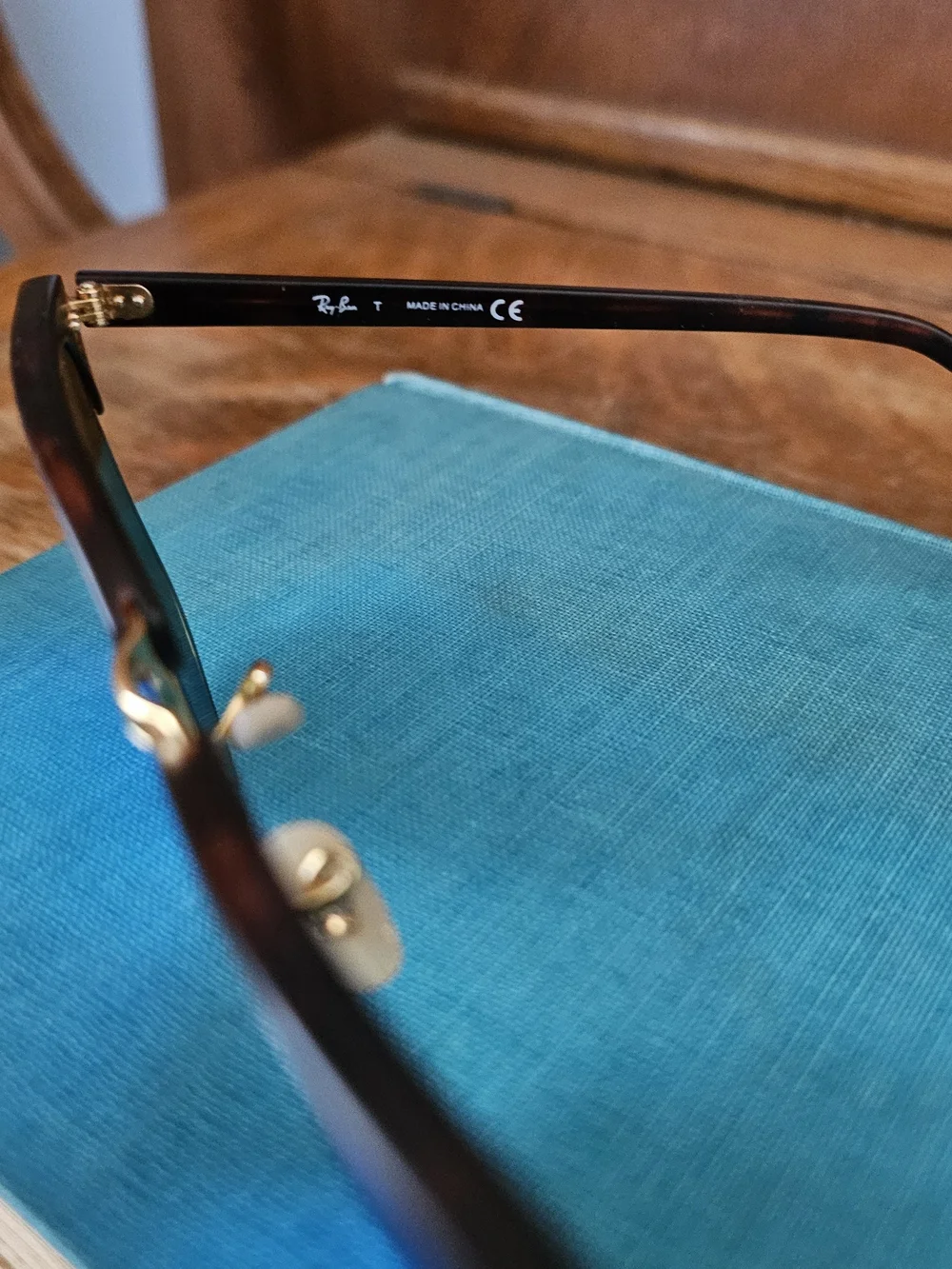 Ray-Ban Clubmaster RB3016 1145/17 Blue Mirror Havana Gold 51mm Sunglasses